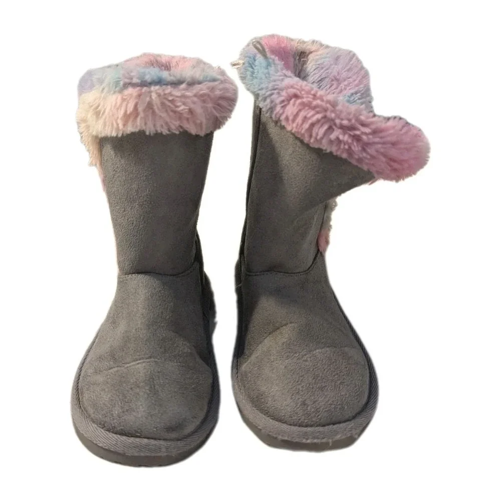 The Children's Place Girl's 13 Winter Fuzzy Boots‎ Faux Suede Rainbow Fur Gray